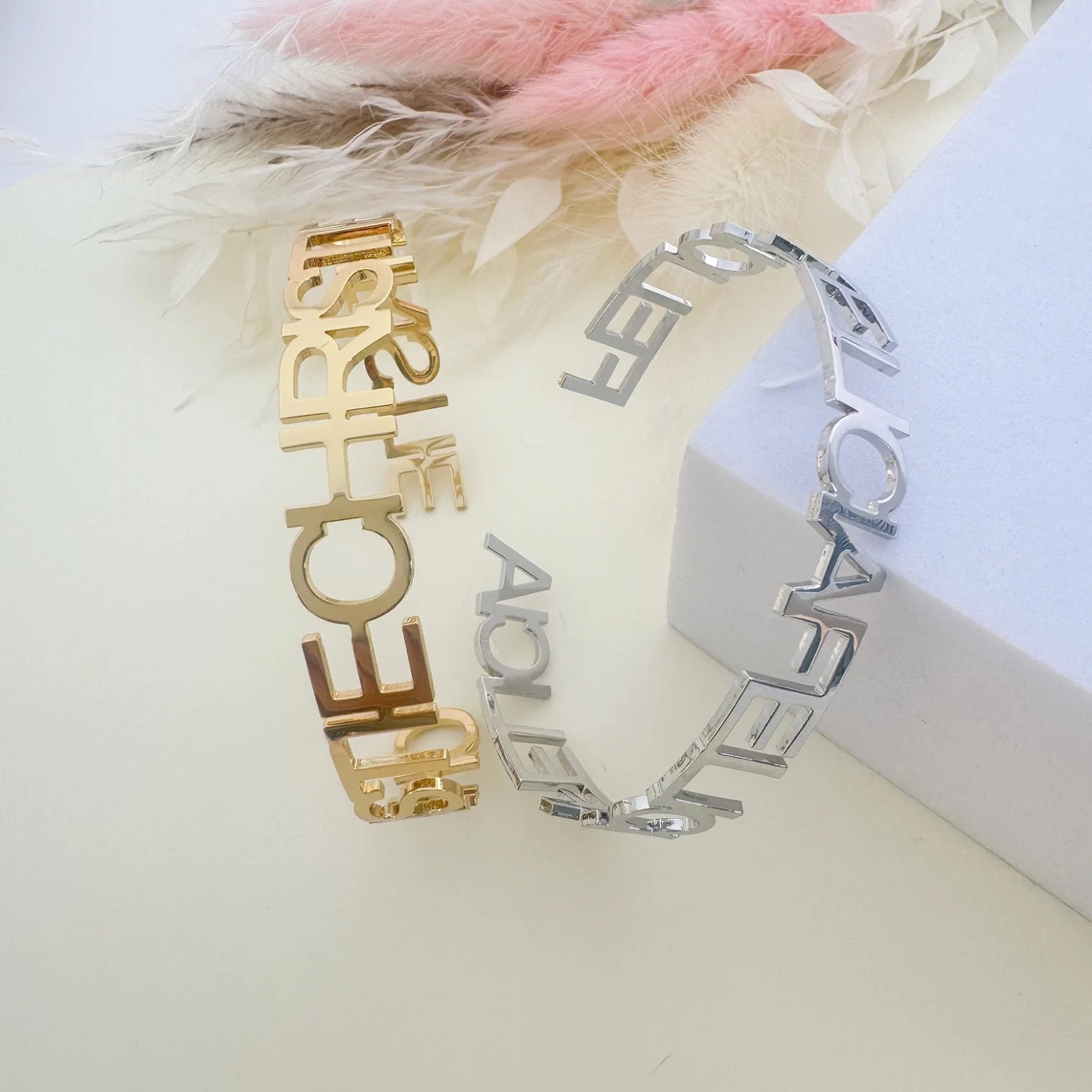 Bracelet personnalisé avec nom - Men Fashion Kids avis et prix