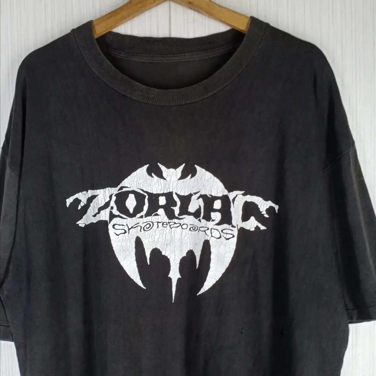 T-shirt vintage Zorlac des ann - Mens Fashion In The 80S avis et prix